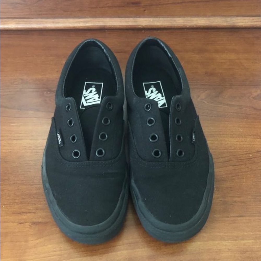 Black vans shoes